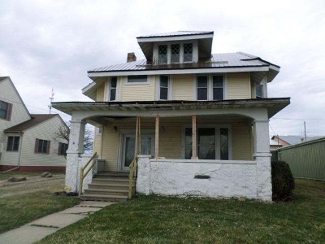 House for sale in Strawberry Point, Iowa