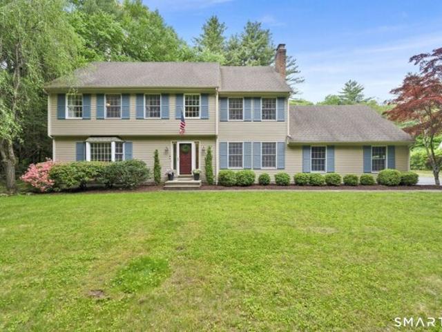 House for sale in Simsbury, Connecticut