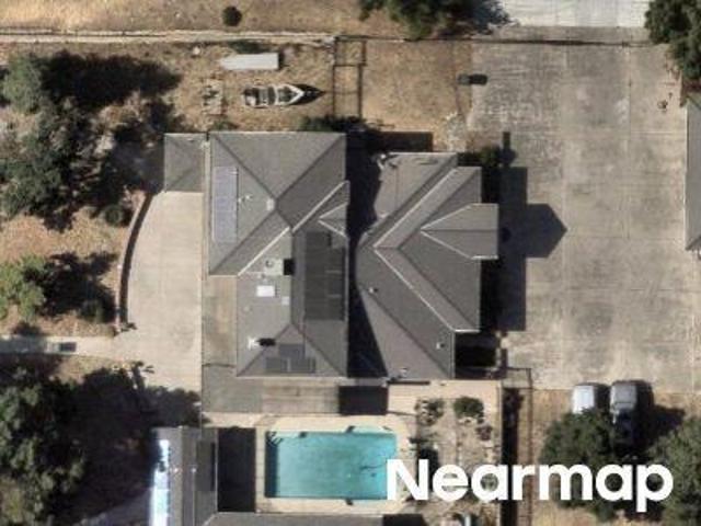 House for sale in Dinuba