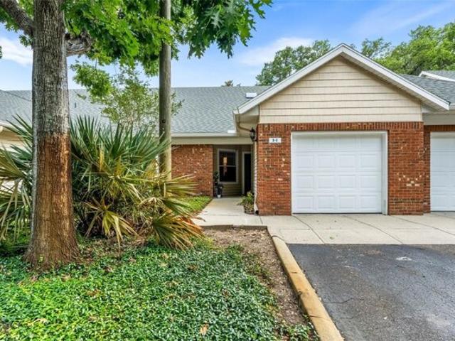 Condo for sale in Newberry