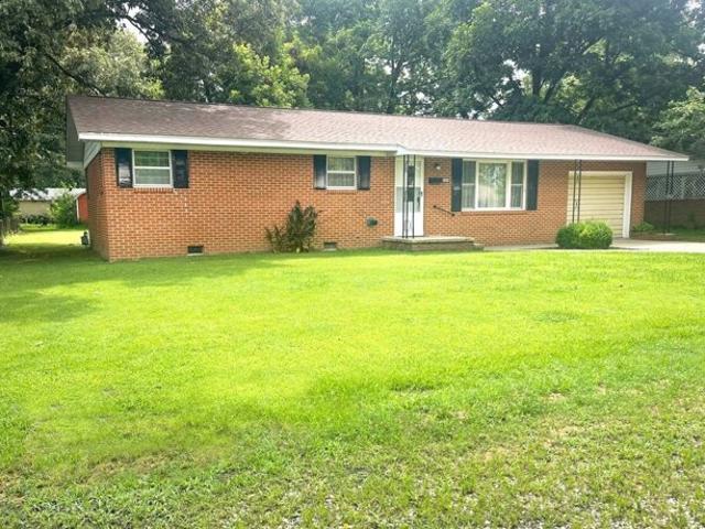 House for sale in Dexter