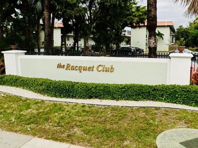 Condo for sale in Oakland Park