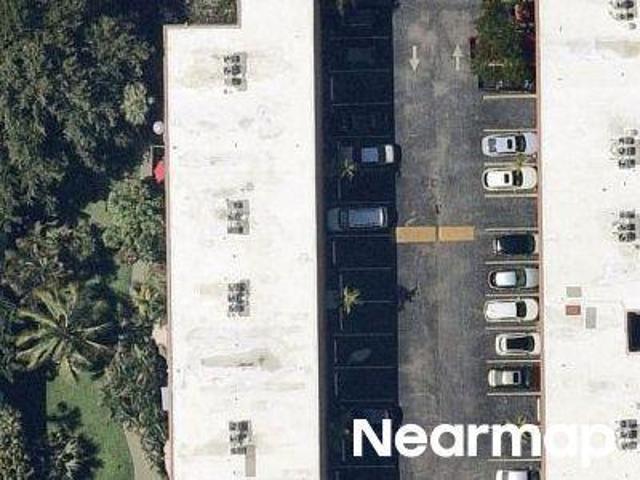 Condo for sale in Oakland Park, Florida