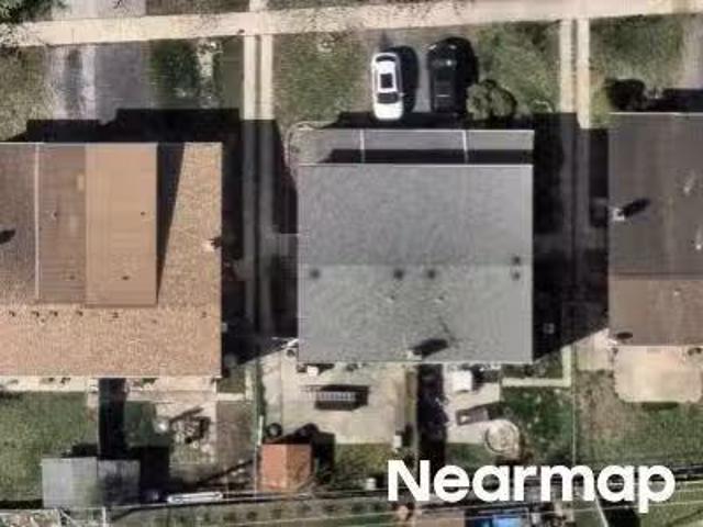 House for sale in Des Plaines