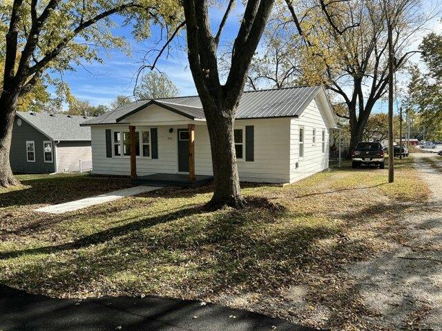 House for sale in Bolivar, Missouri