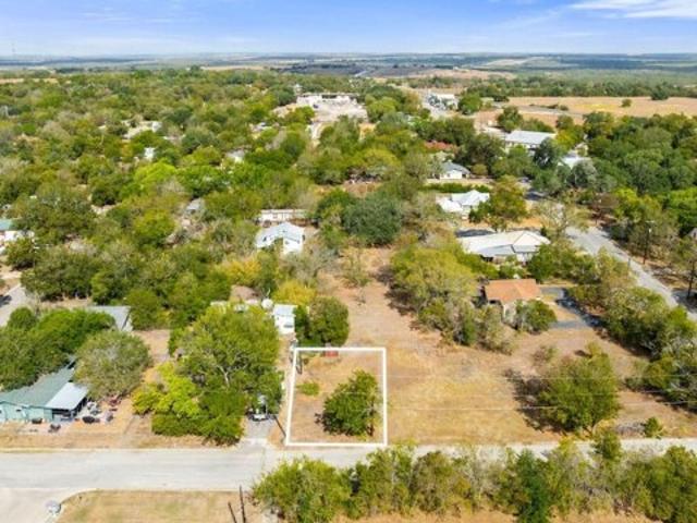 Land for sale in Lockhart, Texas
