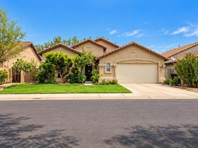 House for sale in Coronado Del Mar, Chandler
