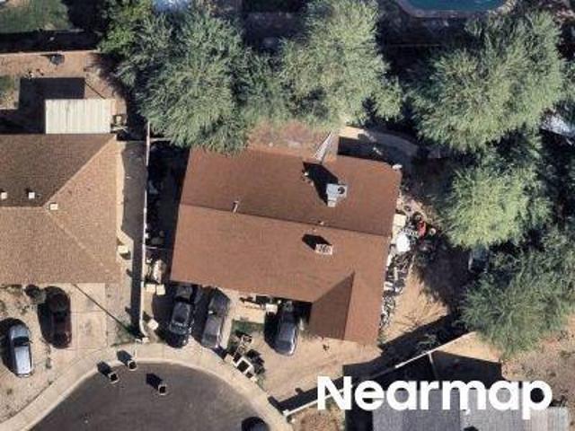 House for sale in Ironwood Terrace, Glendale