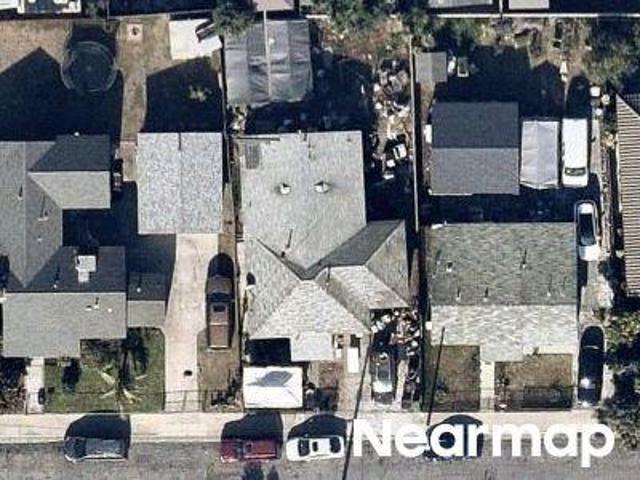 House for sale in Compton