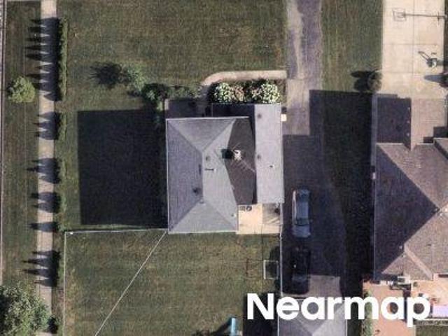 House for sale in Niles, Illinois