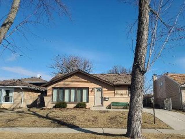 House for sale in Niles, Illinois