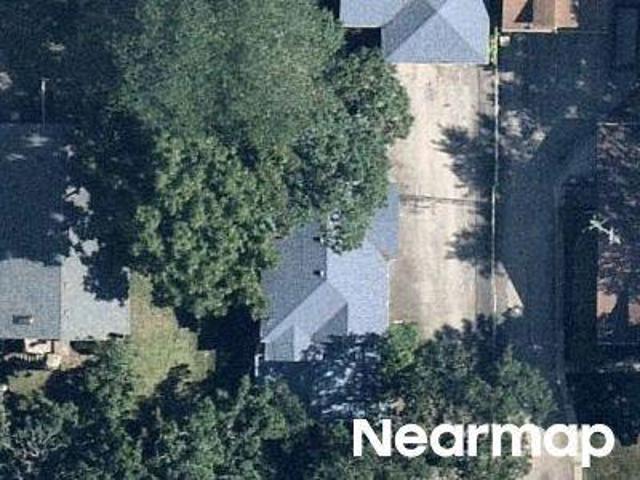 House for sale in Round Lake
