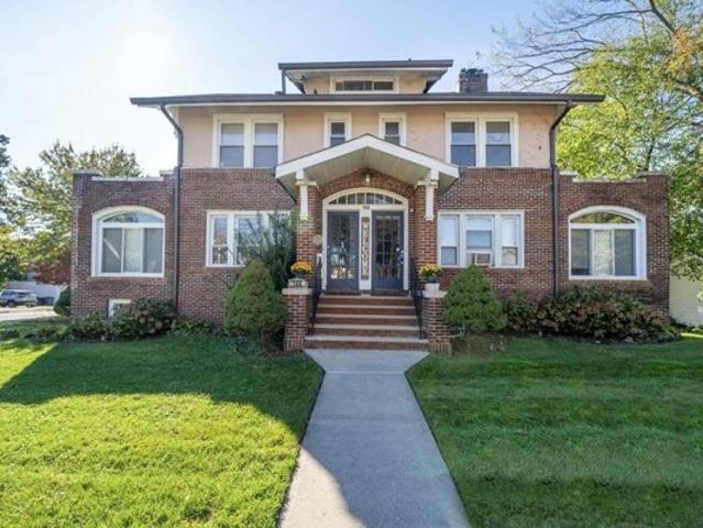 House for sale in Maywood, New Jersey