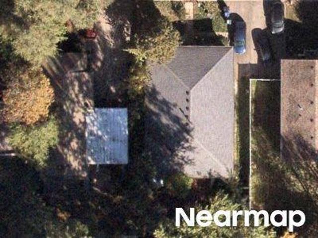 House for sale in Round Lake