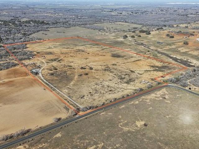 Farm for sale in Somerset, Texas
