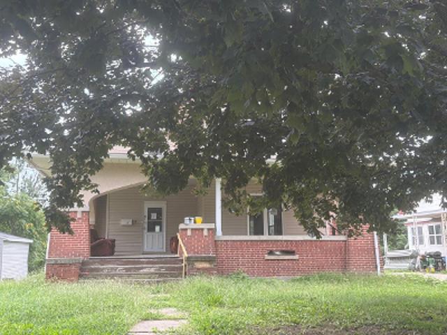 House for sale in Fulton, Illinois