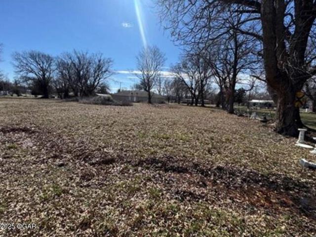 Land for sale in Weir
