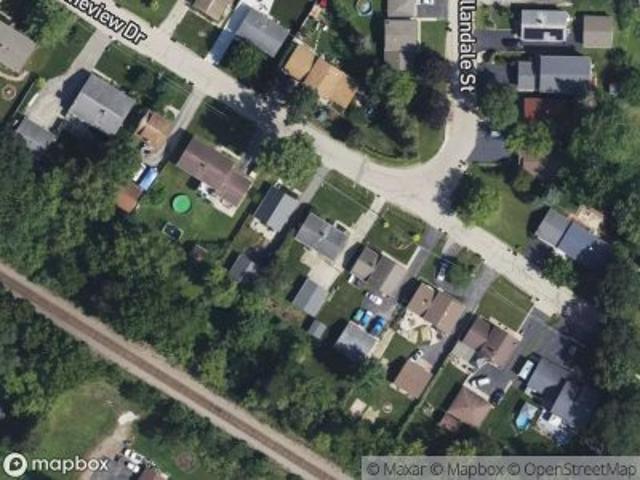 House for sale in Round Lake