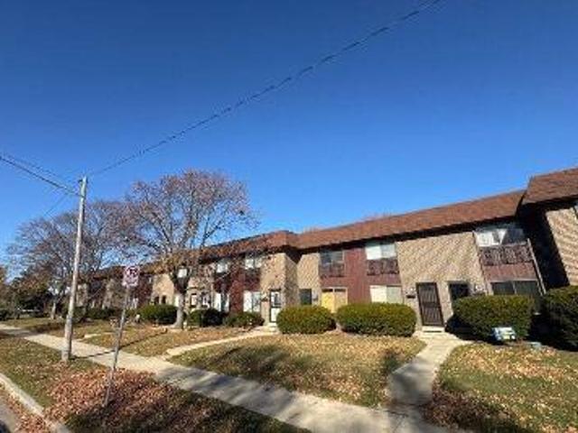 Condo for sale in Milwaukee, Wisconsin