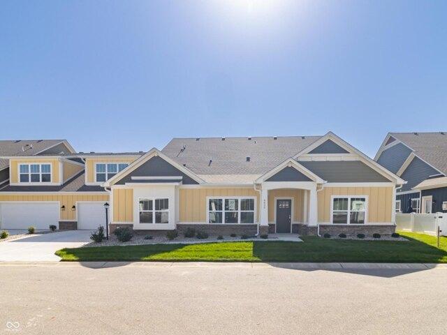 Condo for sale in New Palestine