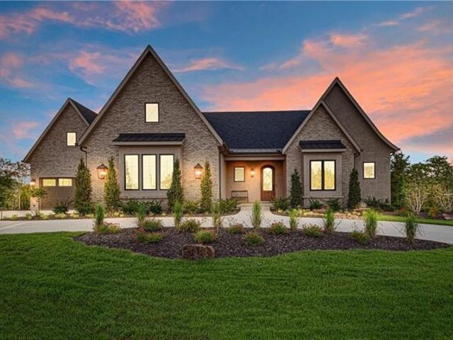 House for sale in Lenexa House for sale in Lenexa