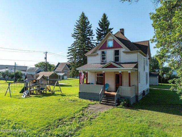 House for sale in Larimore House for sale in Larimore
