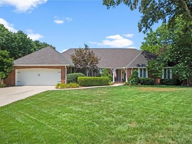 House for sale in Prairie Village House for sale in Prairie Village