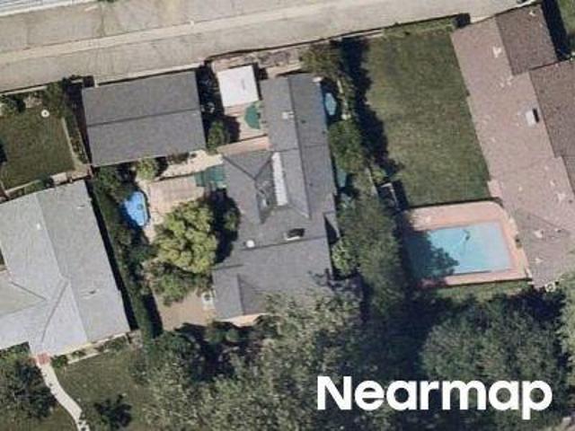 House for sale in Burbank
