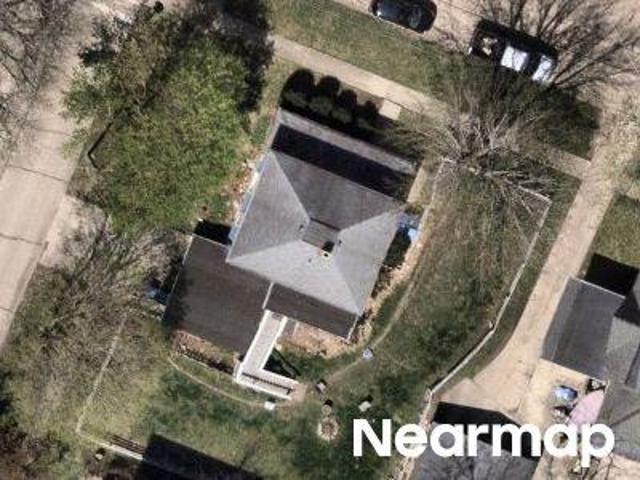 House for sale in Dekalb, Illinois