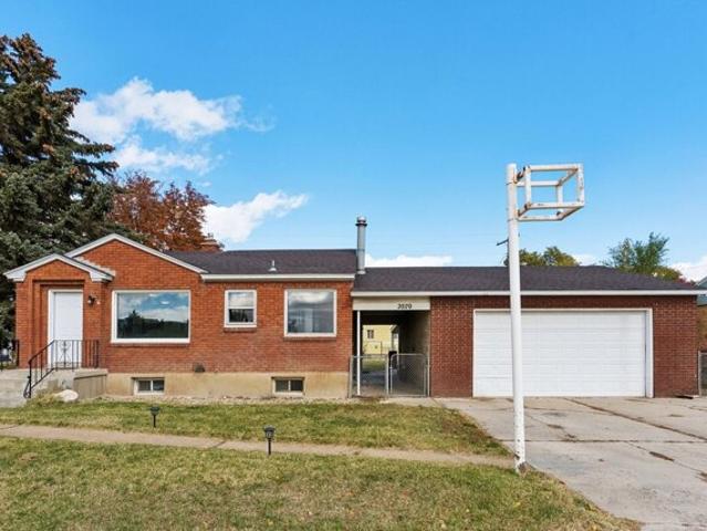 House for sale in Roy, Utah