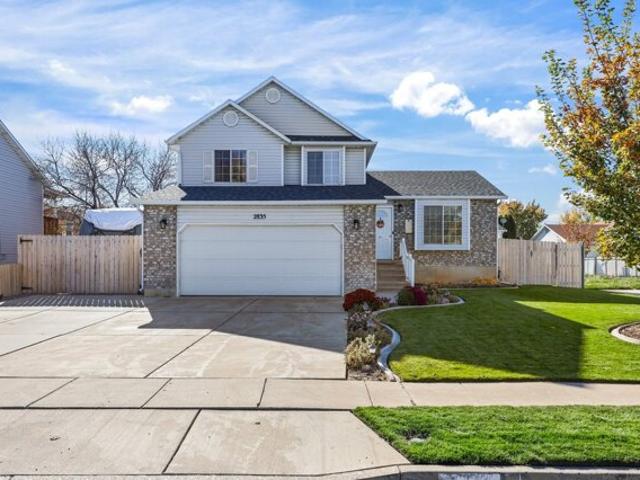 House for sale in Roy, Utah