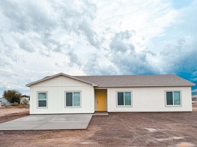 House for sale in Amado, Arizona
