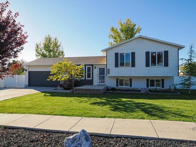 House for sale in Riverton, Utah