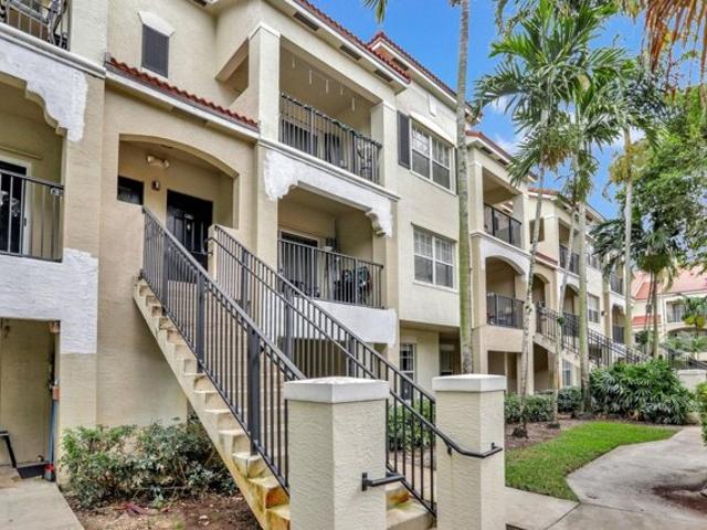 Condo for sale in Coral Springs