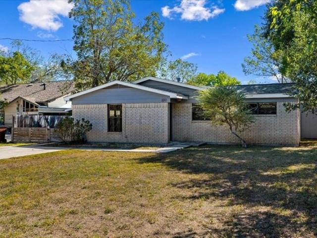 House for sale in Lockhart, Texas