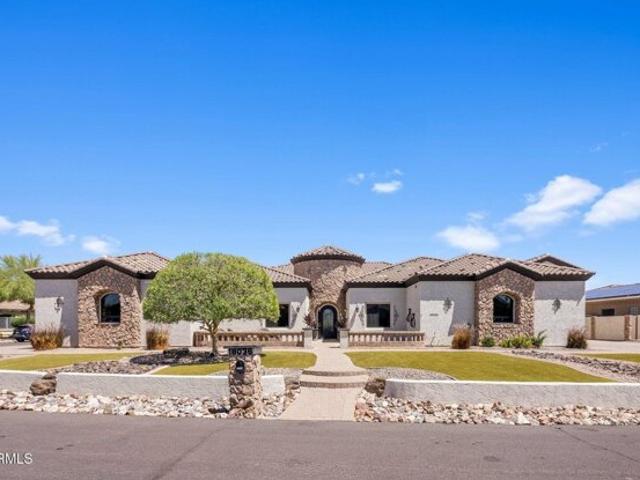 House for sale in Litchfield Park, Arizona