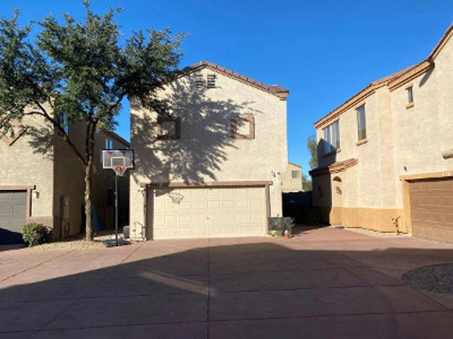 House for sale in Adobe, Phoenix