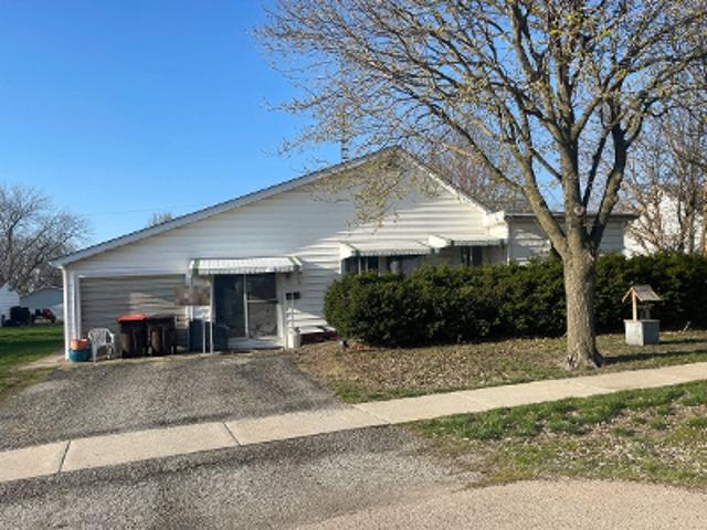 House for sale in Marshall, Illinois