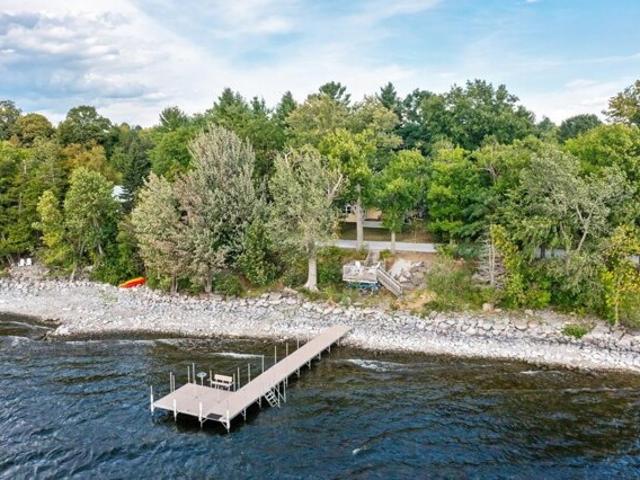 House for sale in Isle La Motte, Vermont