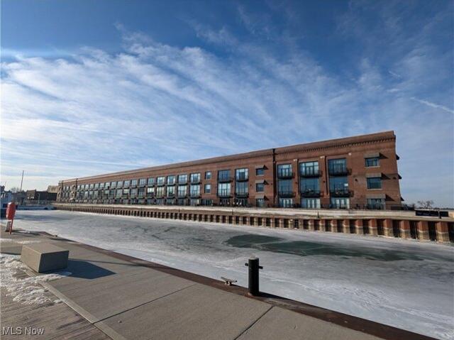 Condo for sale in Sandusky