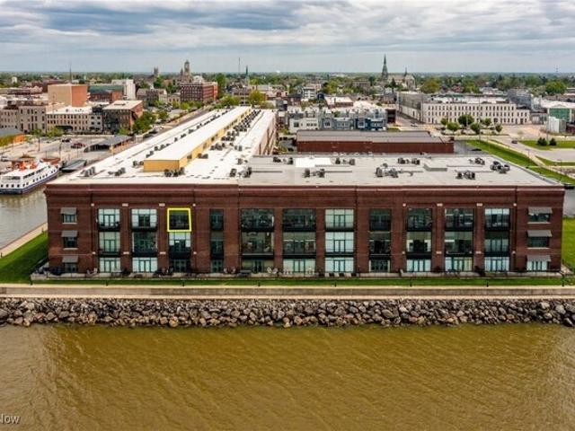 Condo for sale in Sandusky