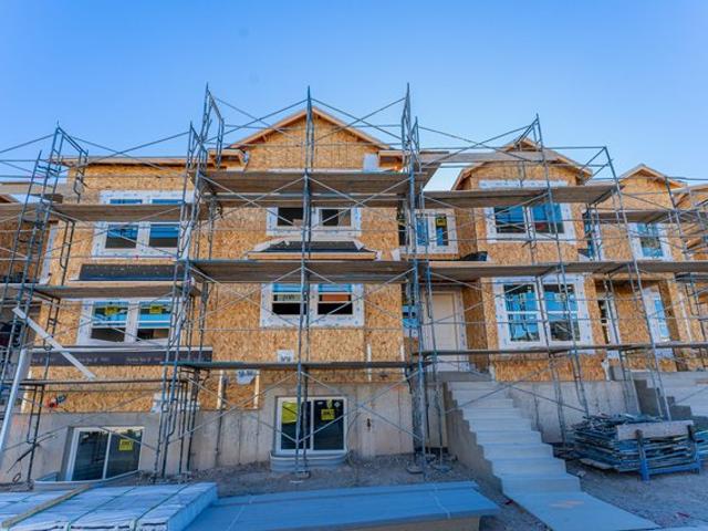 Condo for sale in Saratoga Springs, Utah