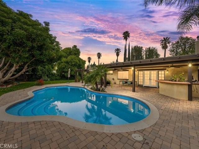 House for sale in Redlands