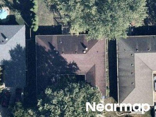House for sale in South Elgin, Illinois