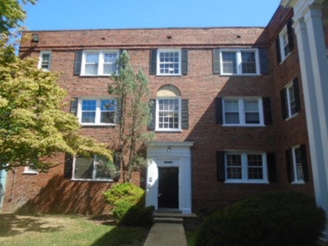 House for sale in Fairfax Village, Washington