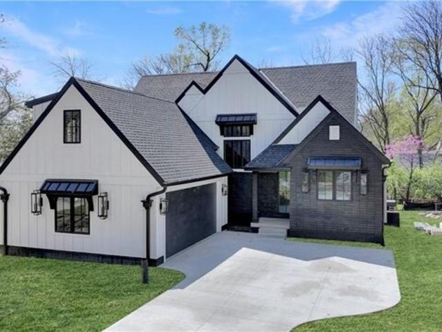 House for sale in Prairie Village
