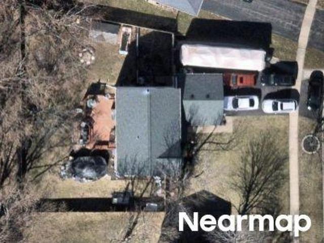 House for sale in Mchenry, Illinois