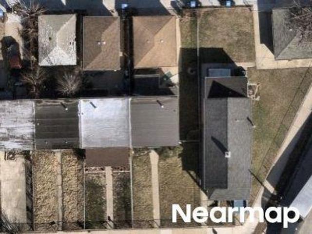 Townhouse for sale in Chicago Park, Illinois