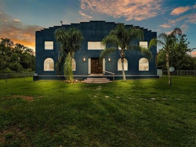 House for sale in Avon Park