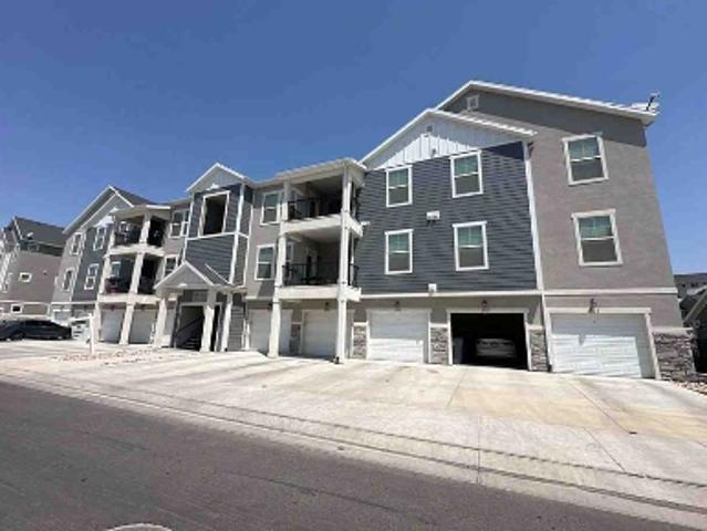 Property for sale in Saratoga Springs, Utah